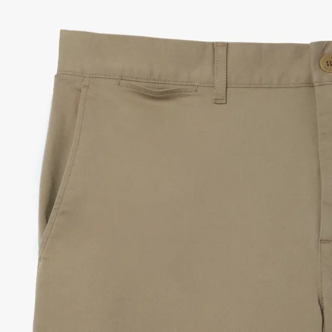 Slim fit-shorts i stretchbomull for menn