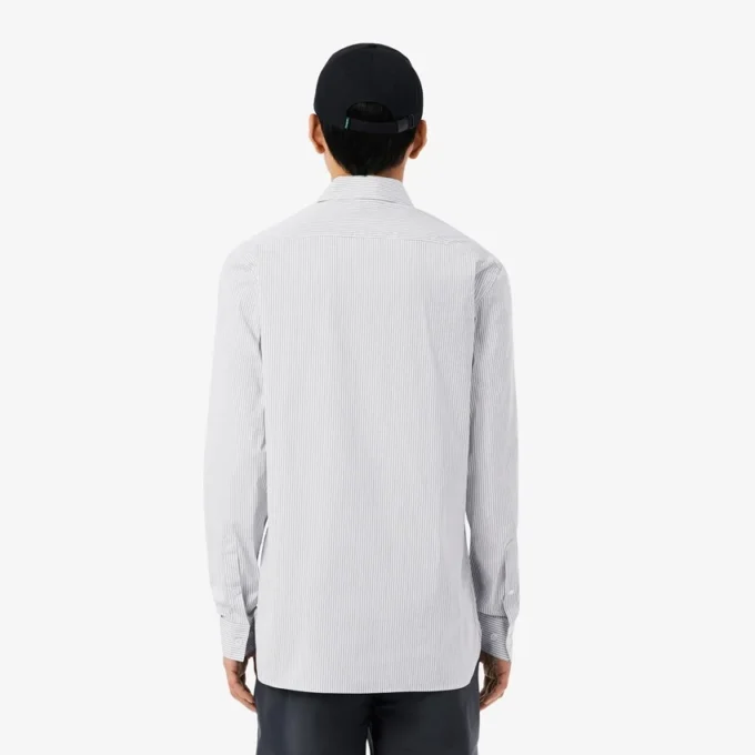 Slim Fit-skjorte i stripet stretch-poplin