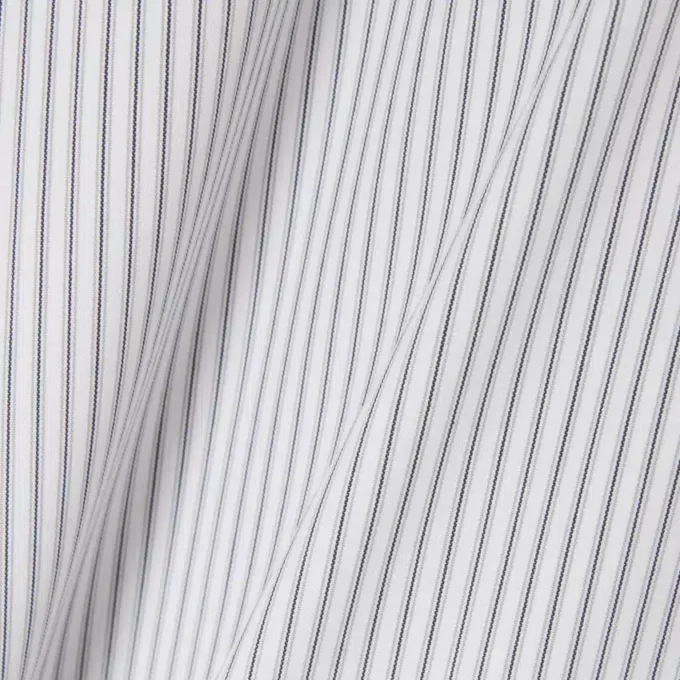 Slim Fit-skjorte i stripet stretch-poplin