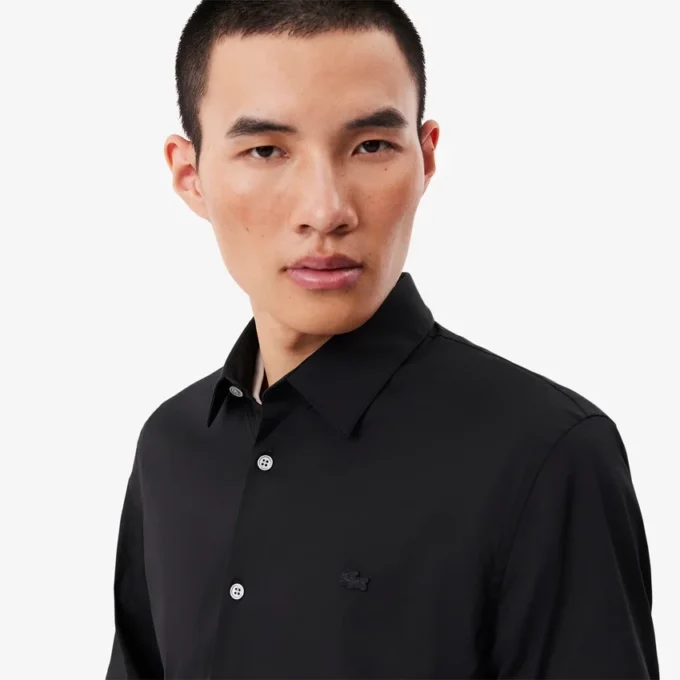 Slim fit-skjorte med knapper i stretch for menn