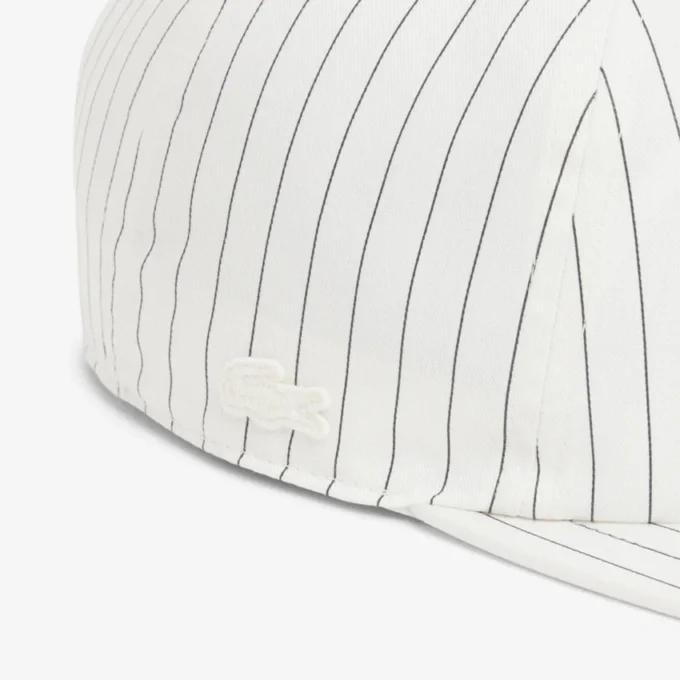 Stripet brodert bomullstwill-cap