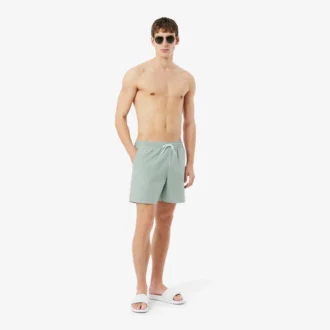 Stripete badetrunks i mellomlengde med struktur for menn