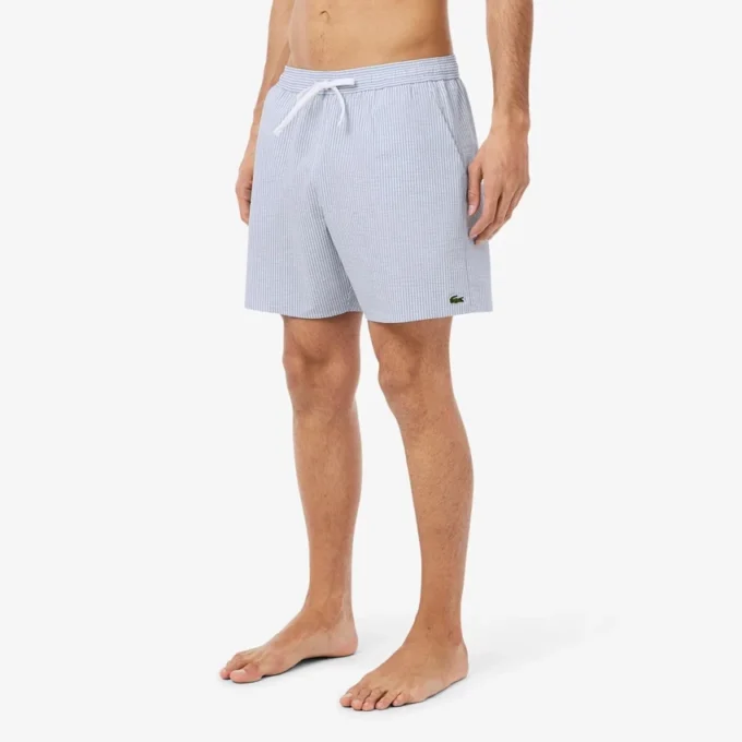Stripete badetrunks i mellomlengde med struktur for menn