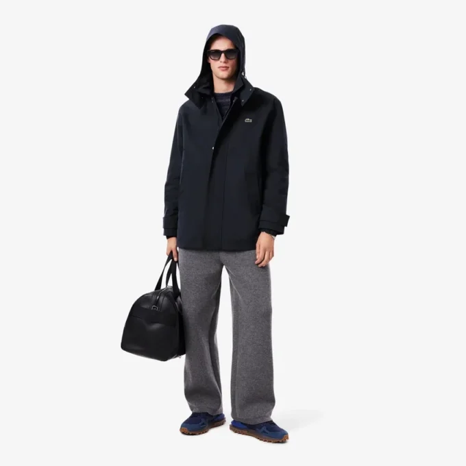 Vannavvisende parkas med hette i mellomlengde for menn