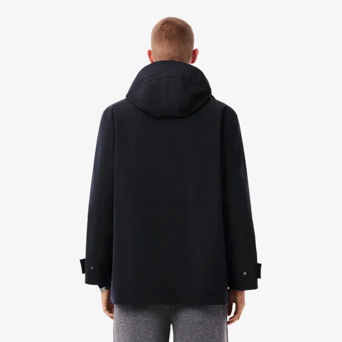 Vannavvisende parkas med hette i mellomlengde for menn