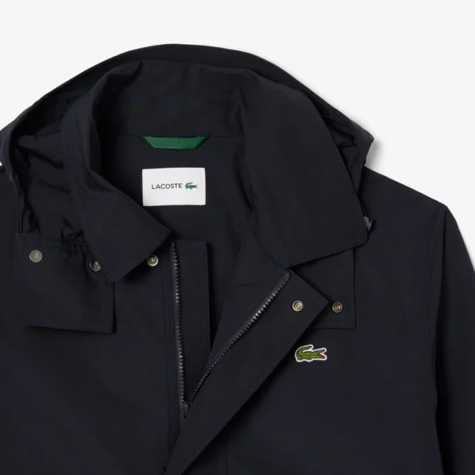 Vannavvisende parkas med hette i mellomlengde for menn